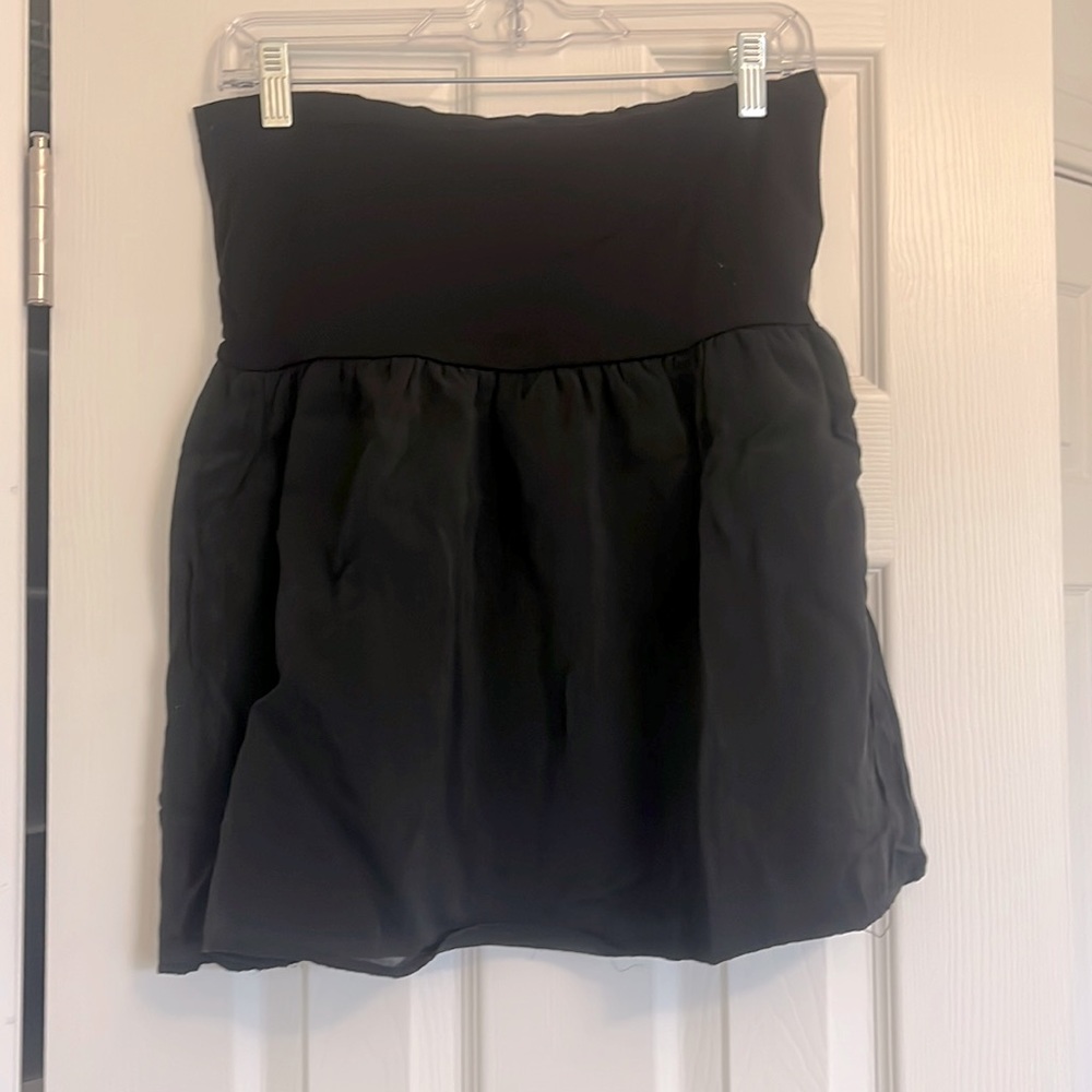 Flowy Black mini skirt (seamless/stretch) with waist that can be scrunched